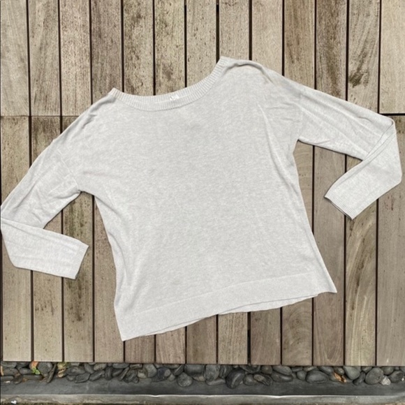 LULULEMON Grey Mesh Back Long Sleeve Crew Knit Top - Picture 3 of 5